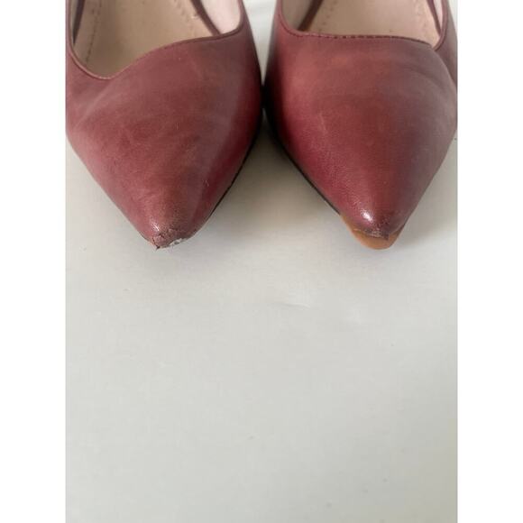 Vince Camuto Rust Red Pointy Toe Pumps • Size 7.5 - Picture 4 of 6